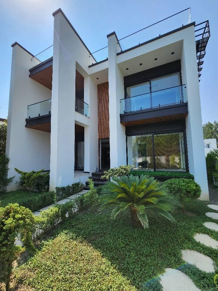 تریبلکس ۳۴۰ متری استخرداخلی شهرکی سندتکبرگ|فروش خانه و ویلا|واجارگاه, |دیوار