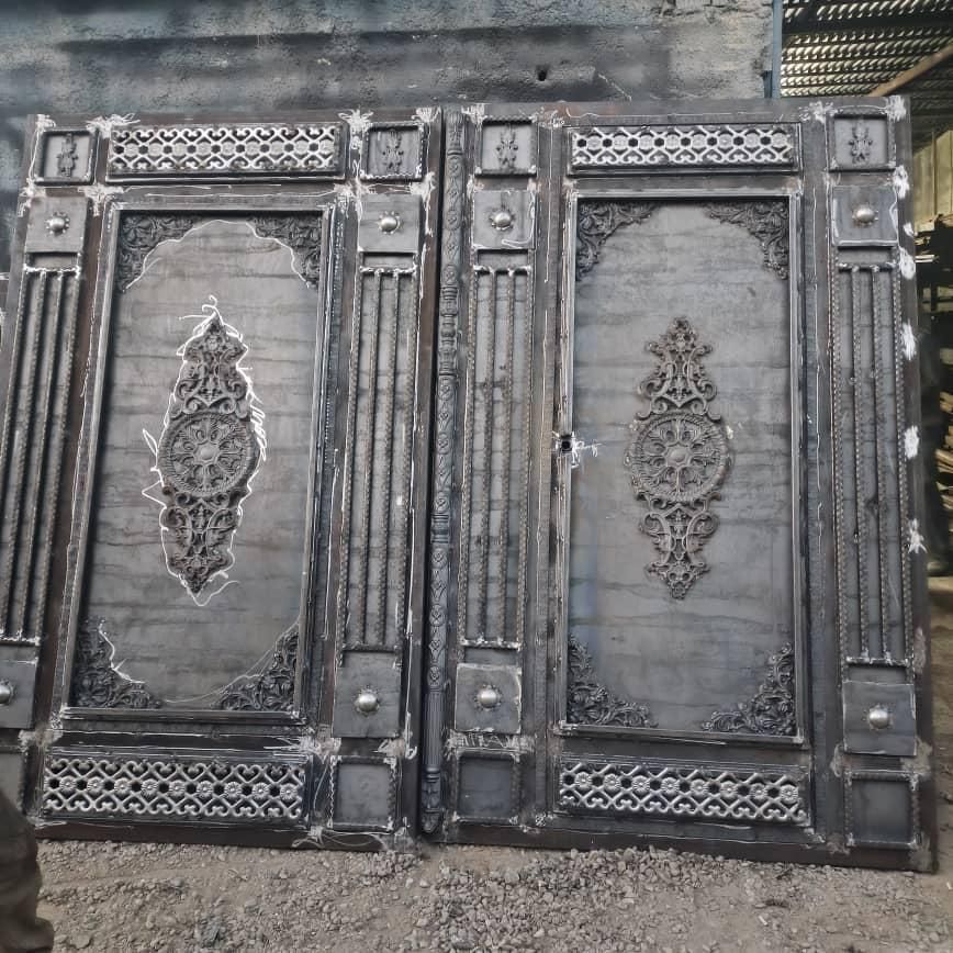 درب  باغ حیاطی باغی   ویلایی آهنی حیات در|مصالح و تجهیزات ساختمان|شیراز, سلطان آباد|دیوار