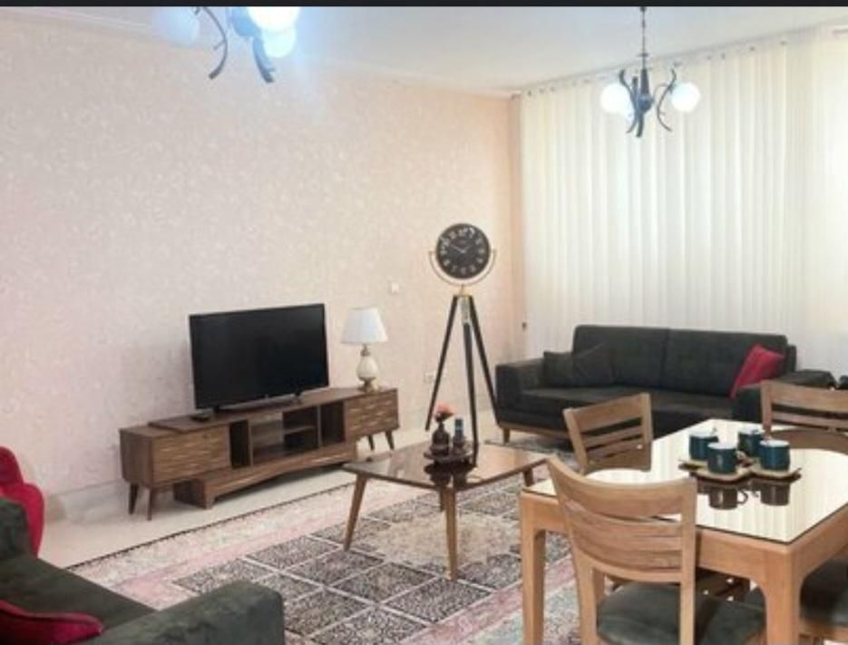 اپارتمان ۲خوابه طبقه ۱تا ۴|اجارهٔ کوتاهمدت آپارتمان و سوئیت|فسا, |دیوار