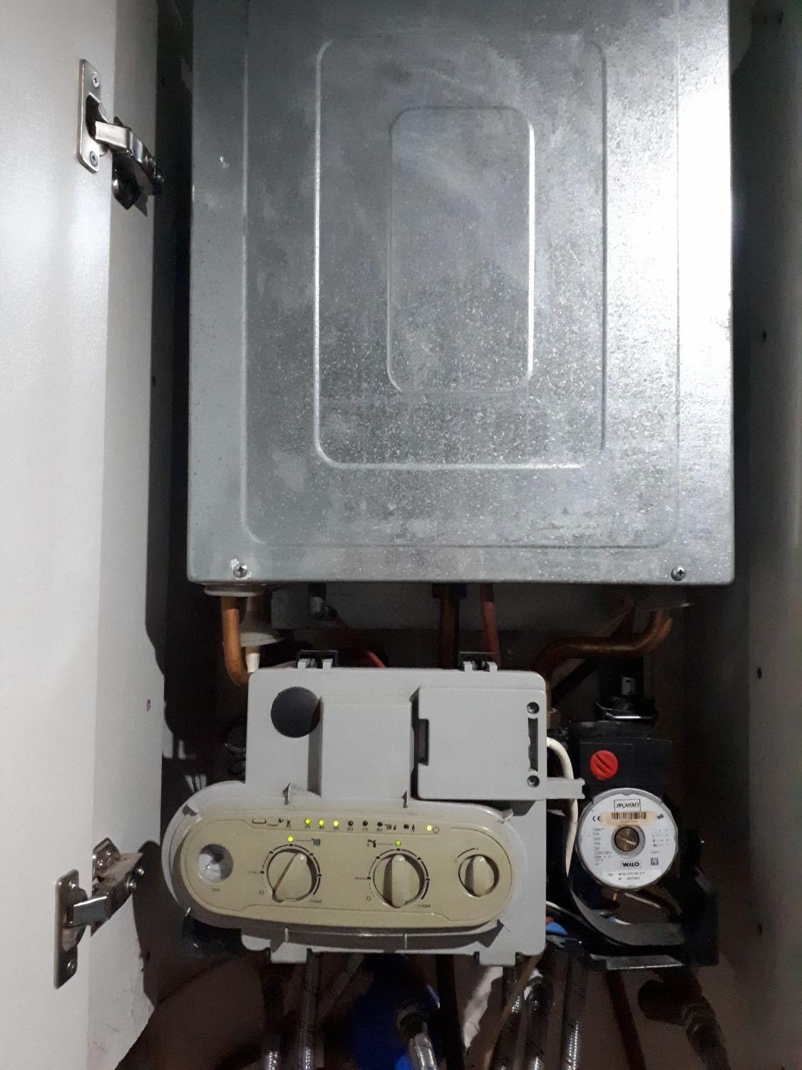 تعمیر و سرویس انواع پکیج و آبگرمکن دیواری|خدمات پیشه و مهارت|قرچک, پویینک|دیوار