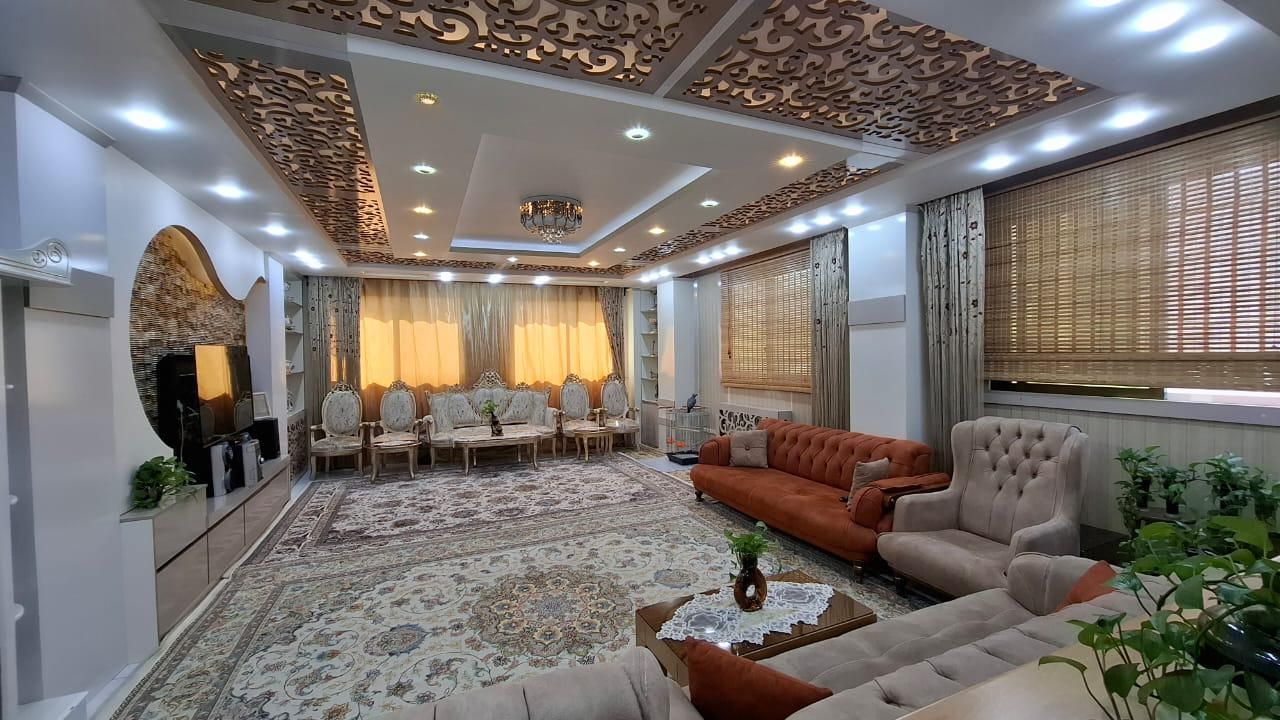 ۱۵۰ متری/سه خواب /دو کله نور/امیریه / بازسازی کامل|فروش آپارتمان|اصفهان, کوی امیریه|دیوار