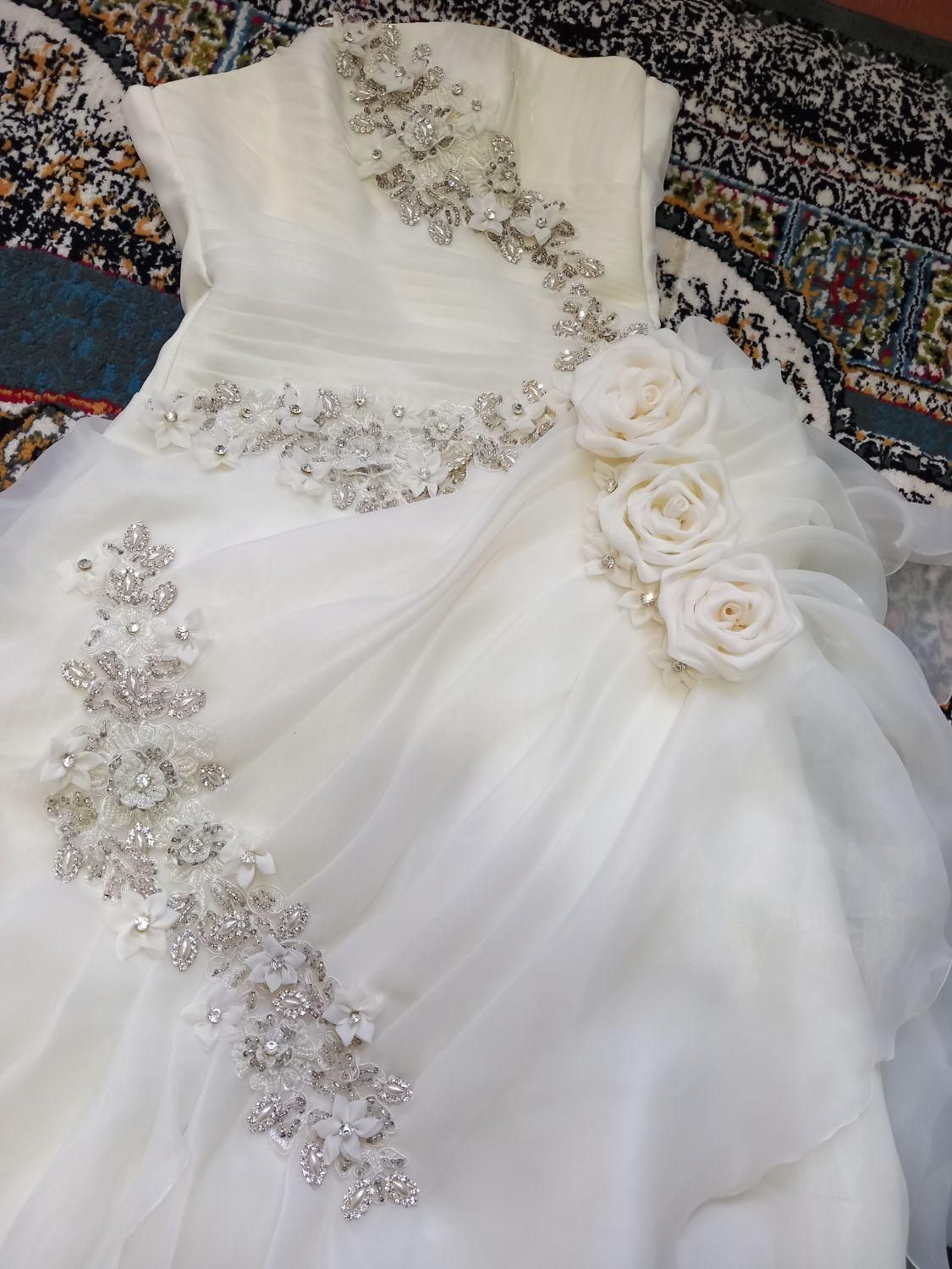 لباس تور عروس و لباس مجلسی|لباس|قزوین, |دیوار