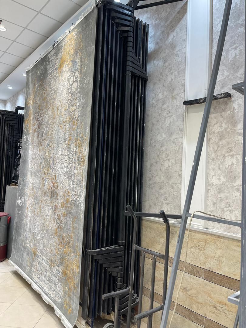 رگال فرش برای نمایشگاه|فروشگاه و مغازه|کاشان, قطب راوندی|دیوار