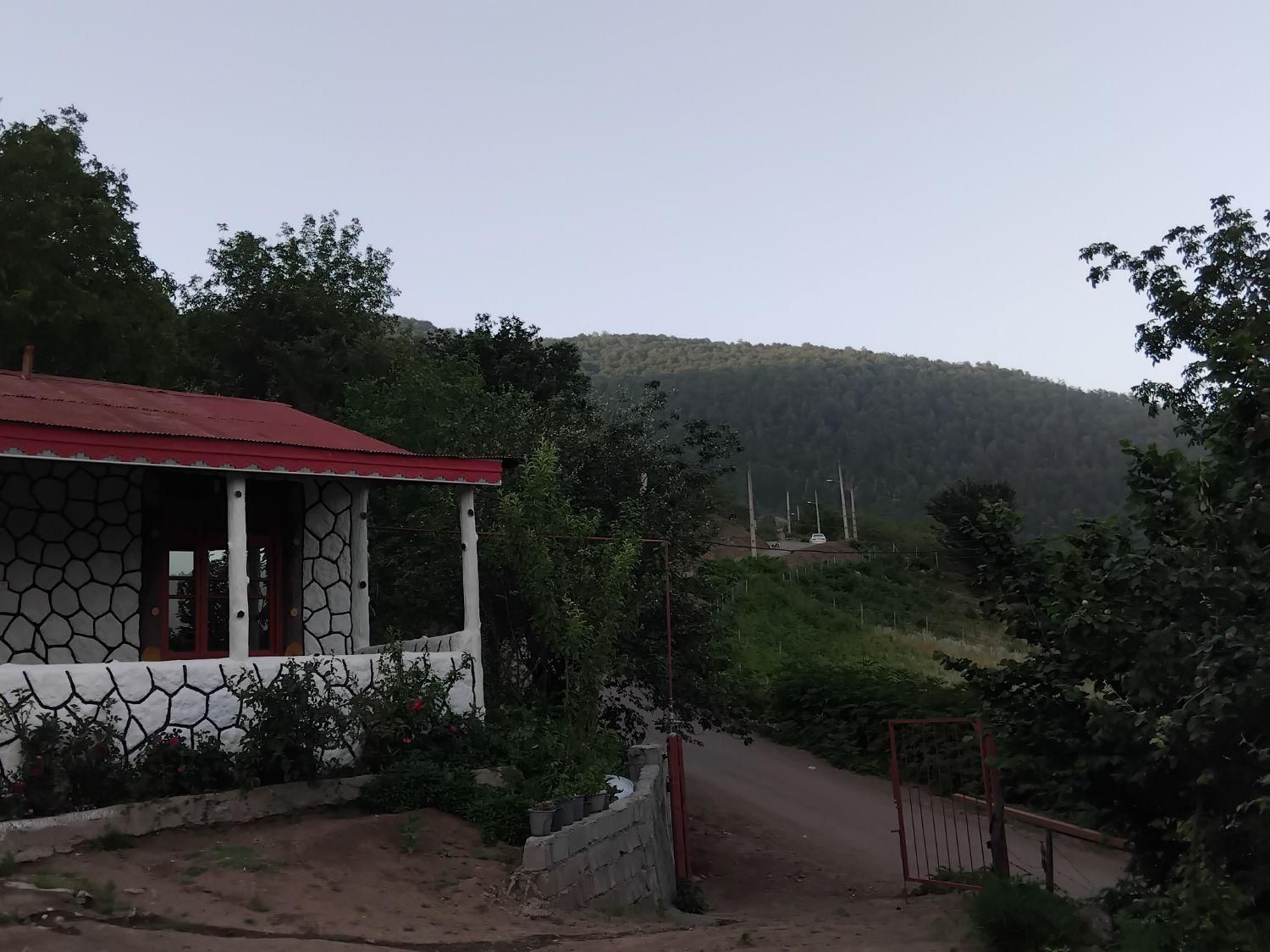 اجاره روزانه ویلاسنتی کوهستانی در روستای کسمجان|اجارهٔ کوتاه‌مدت ویلا و باغ|تالش, تالش|دیوار