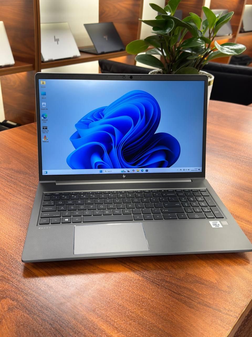 لپتاپ مهندسی گرافیک قدرتمند hp ZBook power 15 G8|رایانه همراه|تهران, میدان ولیعصر|دیوار