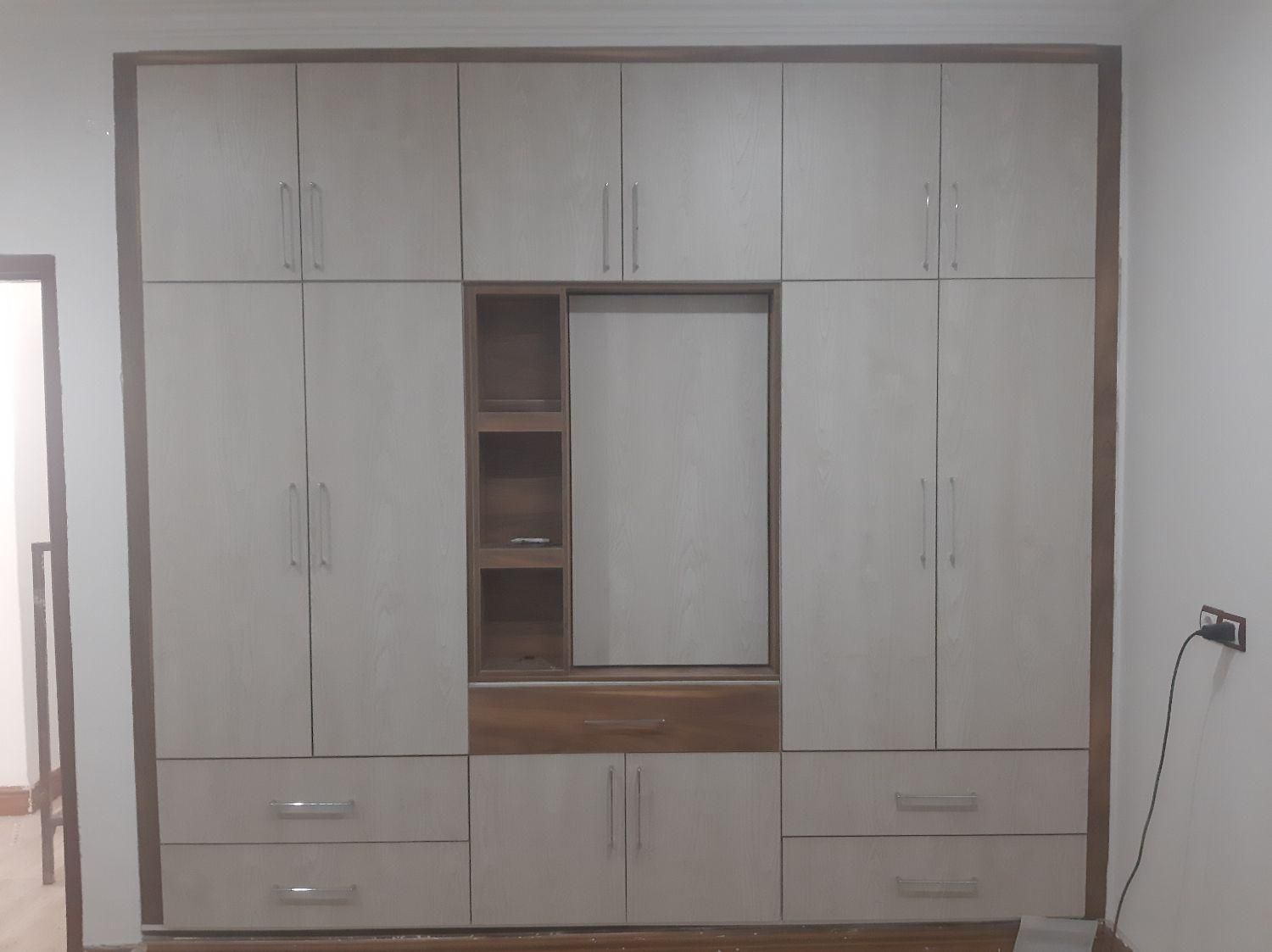 تعمیرات انواع کابینت و کمد دیواری و ساخت|خدمات پیشه و مهارت|اندیمشک, |دیوار