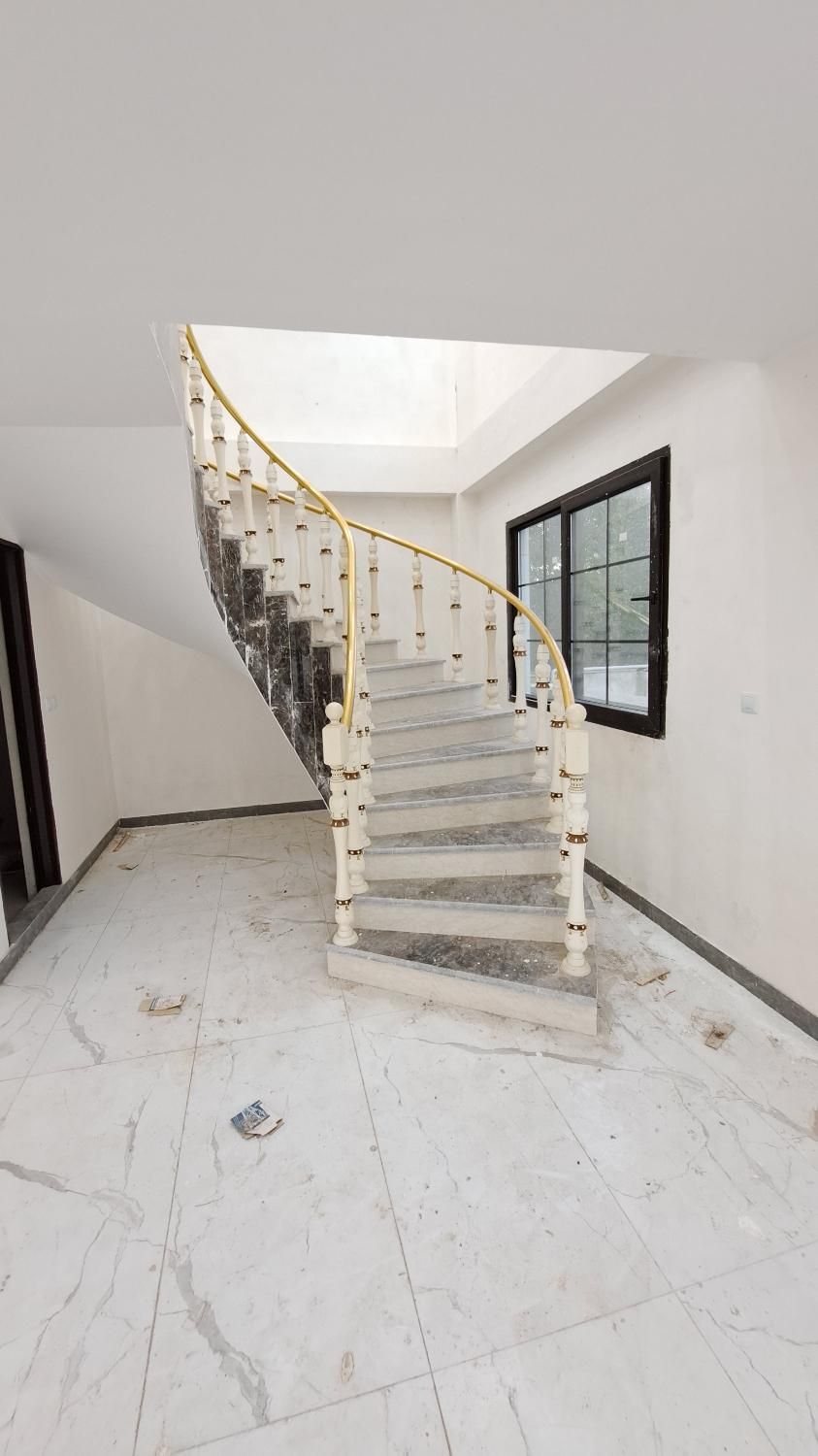 فروش ویلاباغ 5خواب دوبلکس/دهکده ساحلی/فول بازسازی|فروش خانه و ویلا|بندر انزلی, دهکده ساحلی|دیوار