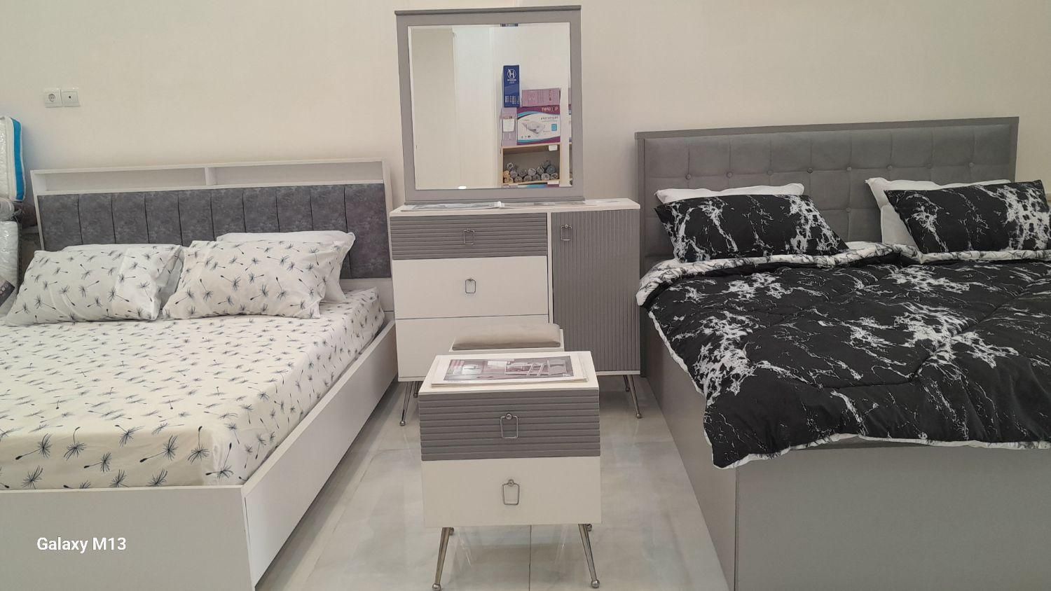 سرویس خواب مدرن MDF هایگلاس ترکیبی طوسی سفید|تخت و سرویس خواب|چمستان, |دیوار