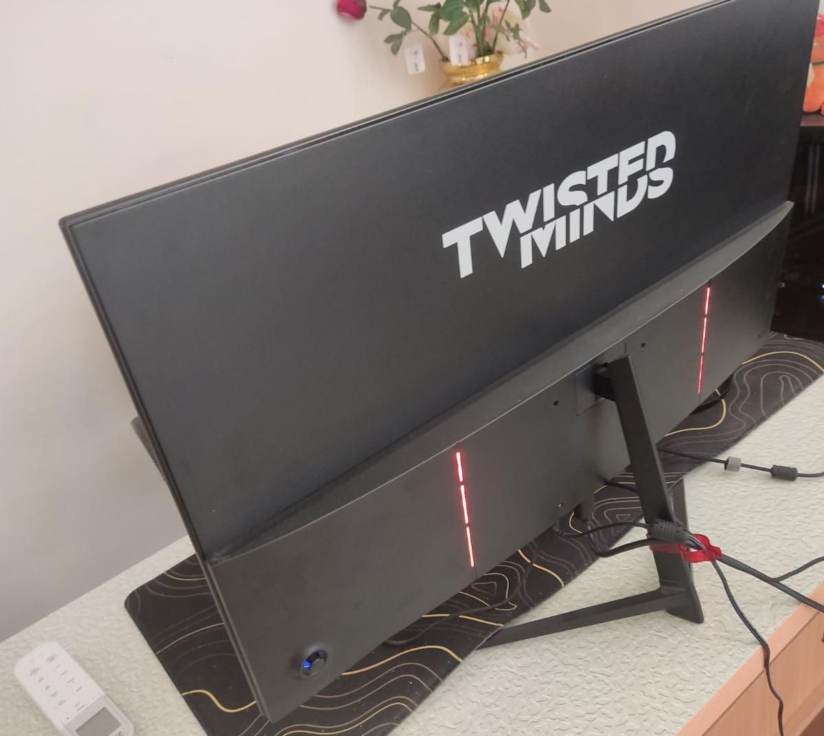 مانیتور گیمینگ twisted minds 165hz|قطعات و لوازم جانبی رایانه|هشتگرد, |دیوار