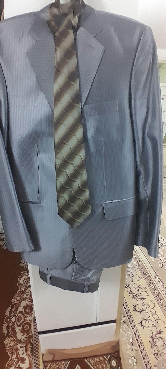 کت وشلوار نو اصلا استفاده نشده|لباس|آران و بیدگل, |دیوار