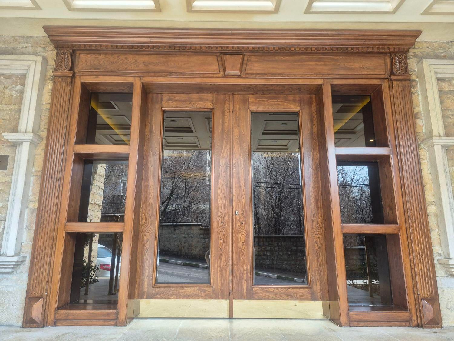 رنگ کاری چوب یونیک|خدمات پیشه و مهارت|تهران, نیاوران|دیوار