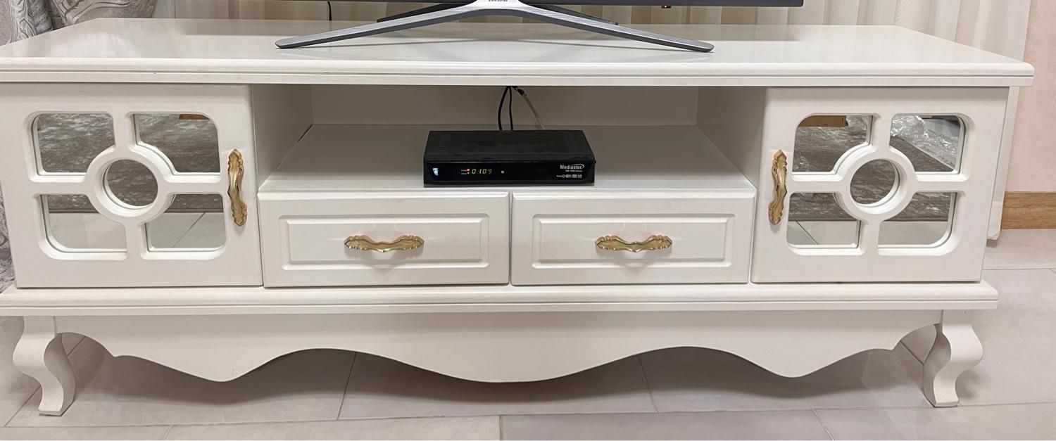 میز توافقی|میز تلویزیون|رشت, استقامت ۱|دیوار