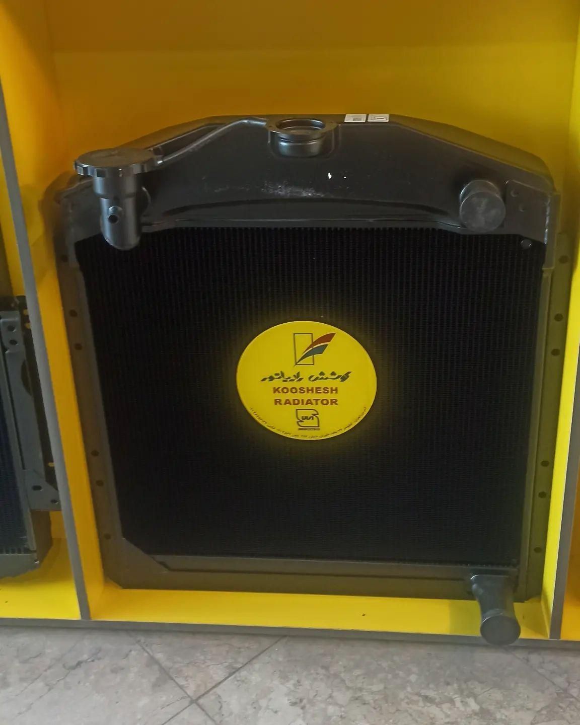 رادیاتور نیسان دیزلی وبنزینی مینی بوس کامیونت خاور|قطعات یدکی و لوازم جانبی|رباط‌کریم, رباط‌کریم|دیوار