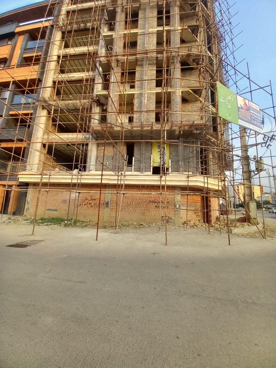 نیاز نیرو شاگرد برش کار هستم و دوغاب ریز  وردست|استخدام معماری، عمران و ساختمانی|گرگان, |دیوار