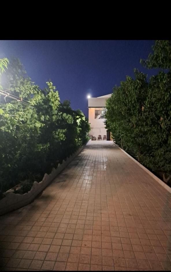 اجاره ویلا و باغ تالار عمارت|اجارهٔ کوتاهمدت ویلا و باغ|میاندوآب, |دیوار