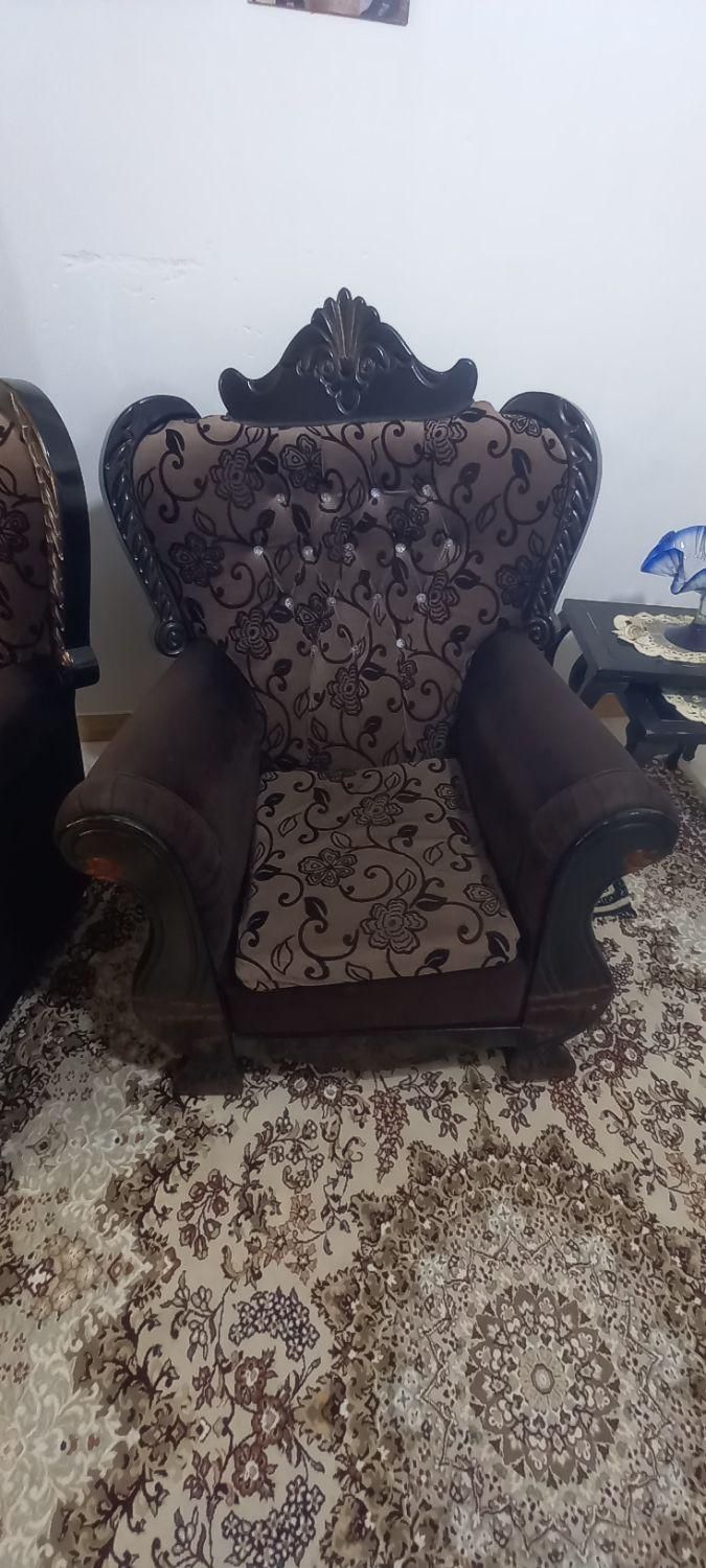 مبل ۷ نفره در حد نو|مبلمان خانگی و میز عسلی|صومعه‌سرا, |دیوار
