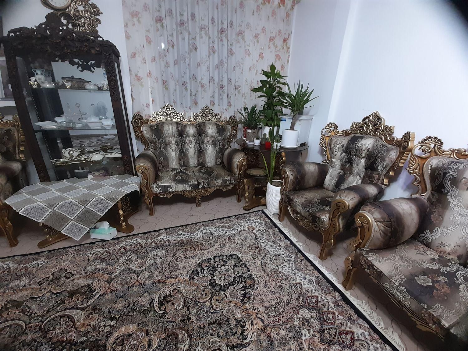 مبل،بوفه،تخت خواب،میزناهارخوری|مبلمان خانگی و میز عسلی|سیرجان, |دیوار