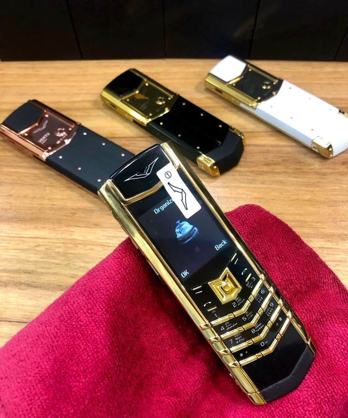 گوشی نوکیا ورتو vertu v10 k8 طلایی|موبایل|اصفهان, احمدآباد|دیوار