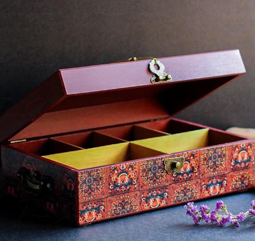 جعبه لوکس دستساز زرشکی و طلایی|صنایع دستی و سایر لوازم تزئینی|تهران, تهراننو|دیوار