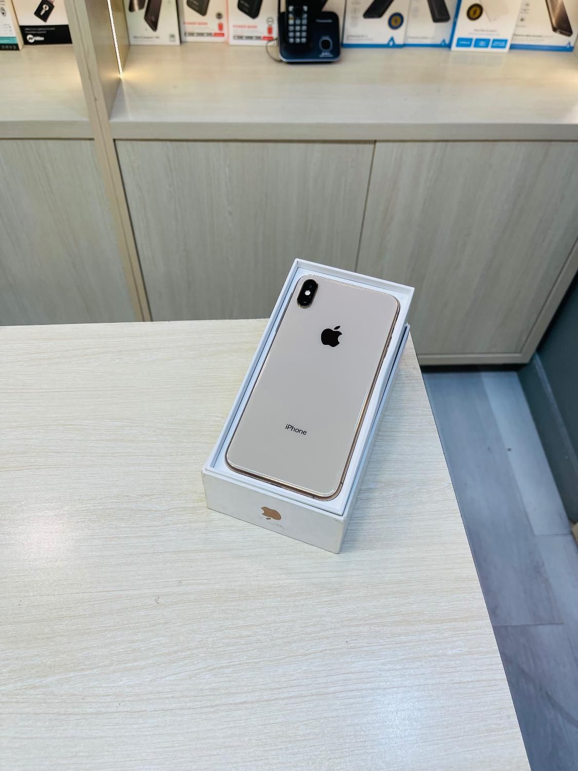 آیفون ایکس اس مکس در حد نو iPhone Xsmax 256 gig|موبایل|تهران, گیشا|دیوار