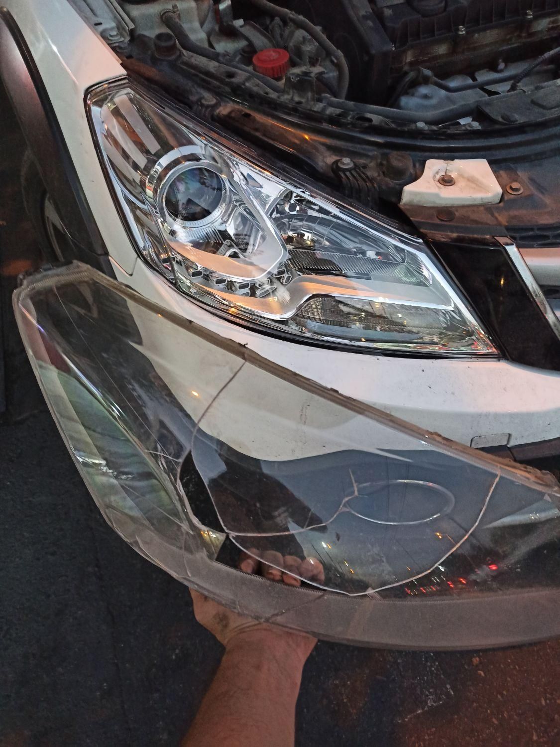 طلق چراغ جلو عقب 207 برد دیلایت تعمیر چراغ|قطعات یدکی و لوازم جانبی|تهران, تهراننو|دیوار