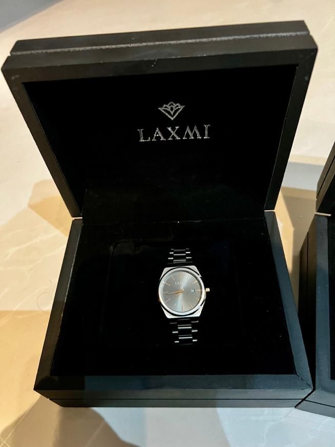 ساعت ژاپنی زنانه و مردانه Laxmi 8137|ساعت|تهران, اختیاریه|دیوار