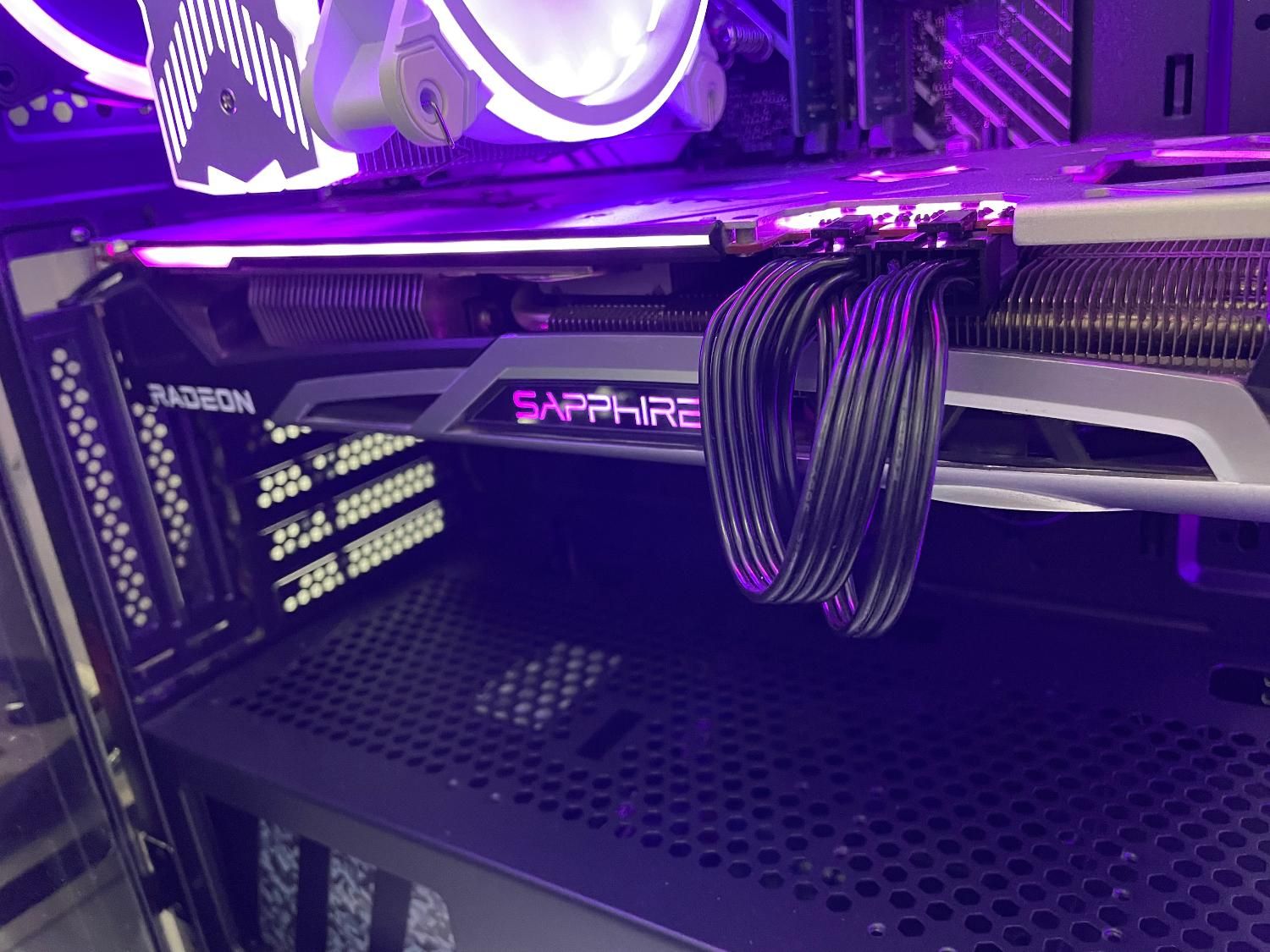 کارت گرافیک RX6800xt 16GB sapphire گیمینگ رندر|قطعات و لوازم جانبی رایانه|بوکان, |دیوار