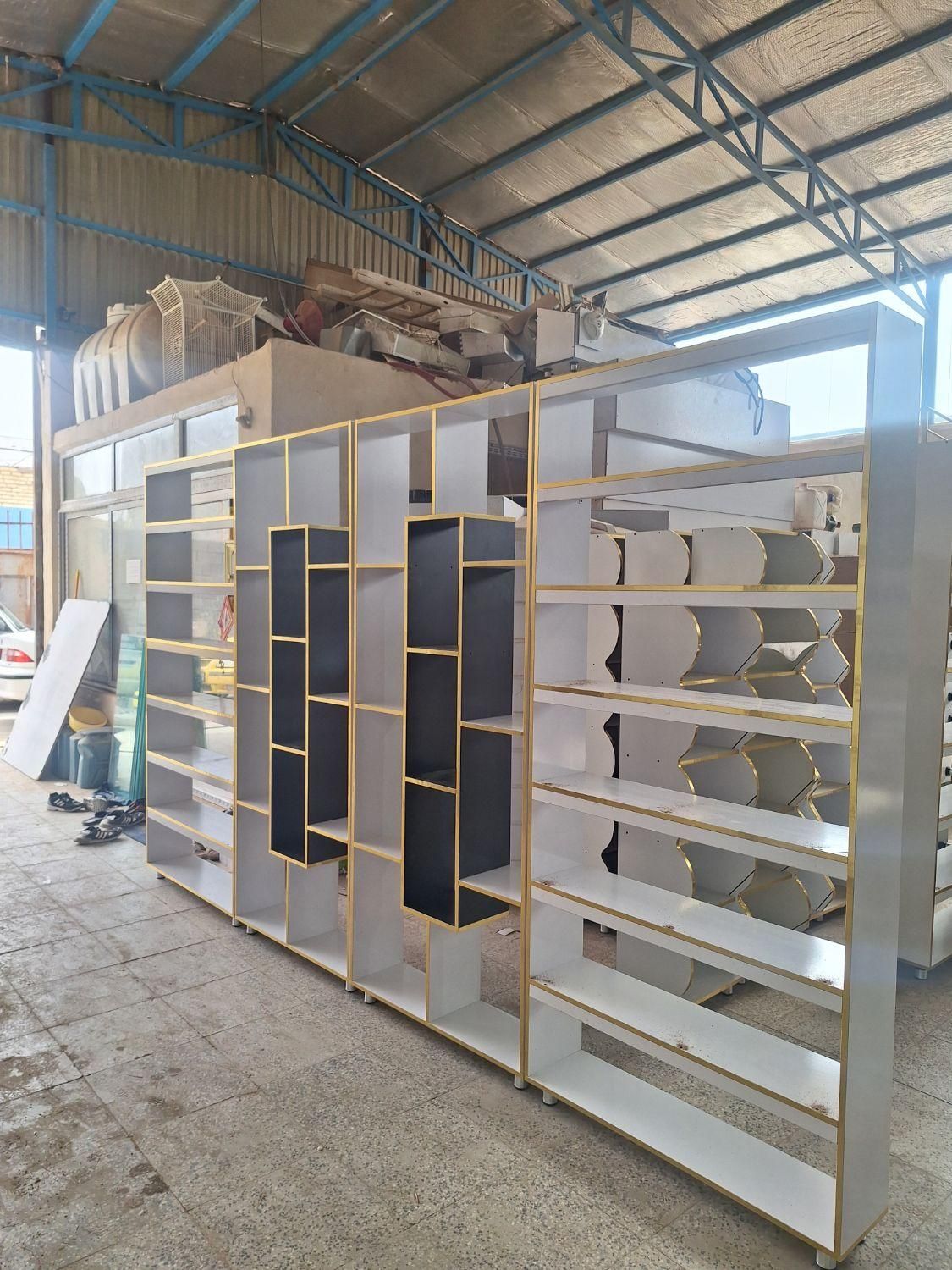 قفسه پیشخوان ویترین استند کانتر رگال مغازه دکور|فروشگاه و مغازه|اصفهان, گورت|دیوار