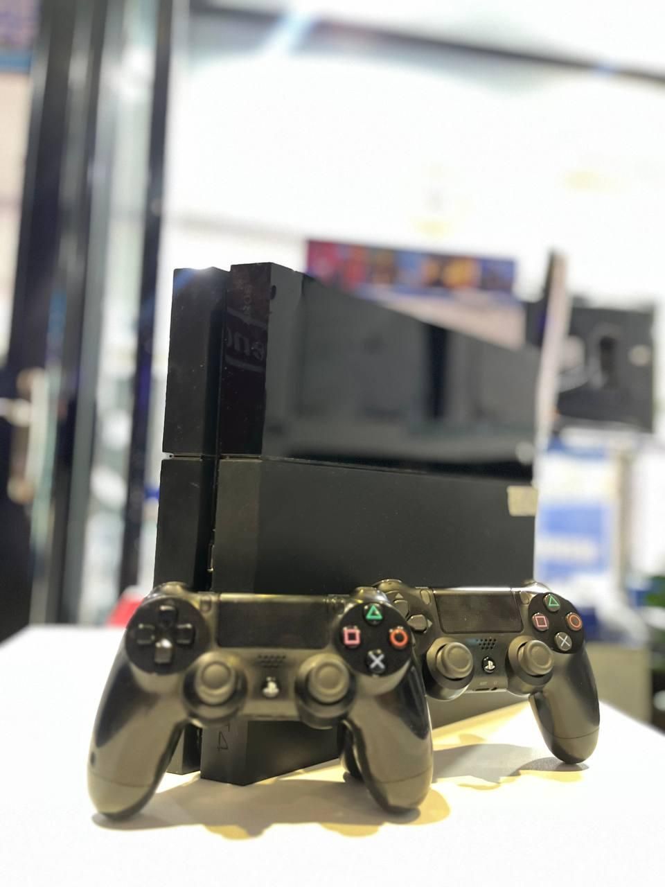 فروش ps4 فت دو دسته کپی خور|کنسول، بازی ویدئویی و آنلاین|تهران, صادقیه|دیوار