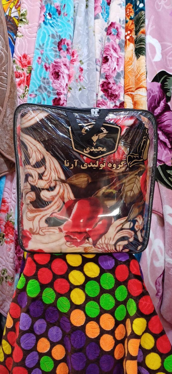جلد پتو کاور لباس اسباب کشی مسافرت کارتن کیسه|رختخواب، بالش، پتو|تهران, چیتگر جنوبی|دیوار