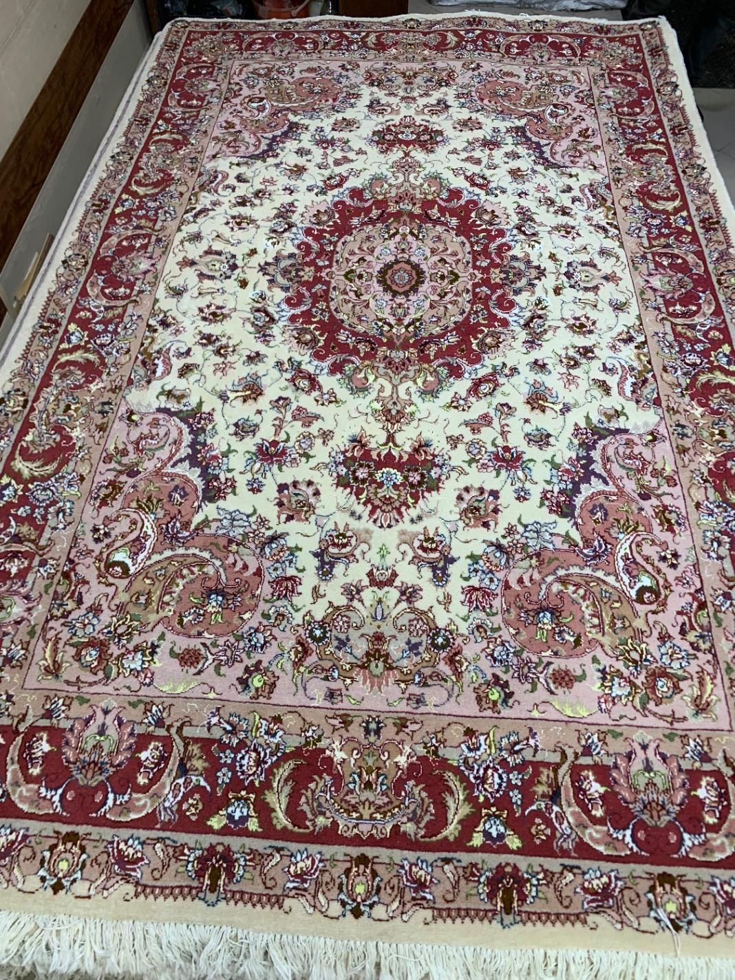 (فرش حق زاده)جفت فرش۶متری۳۰رج طرح خطیبی گل ابریشم|فرش|تبریز, |دیوار