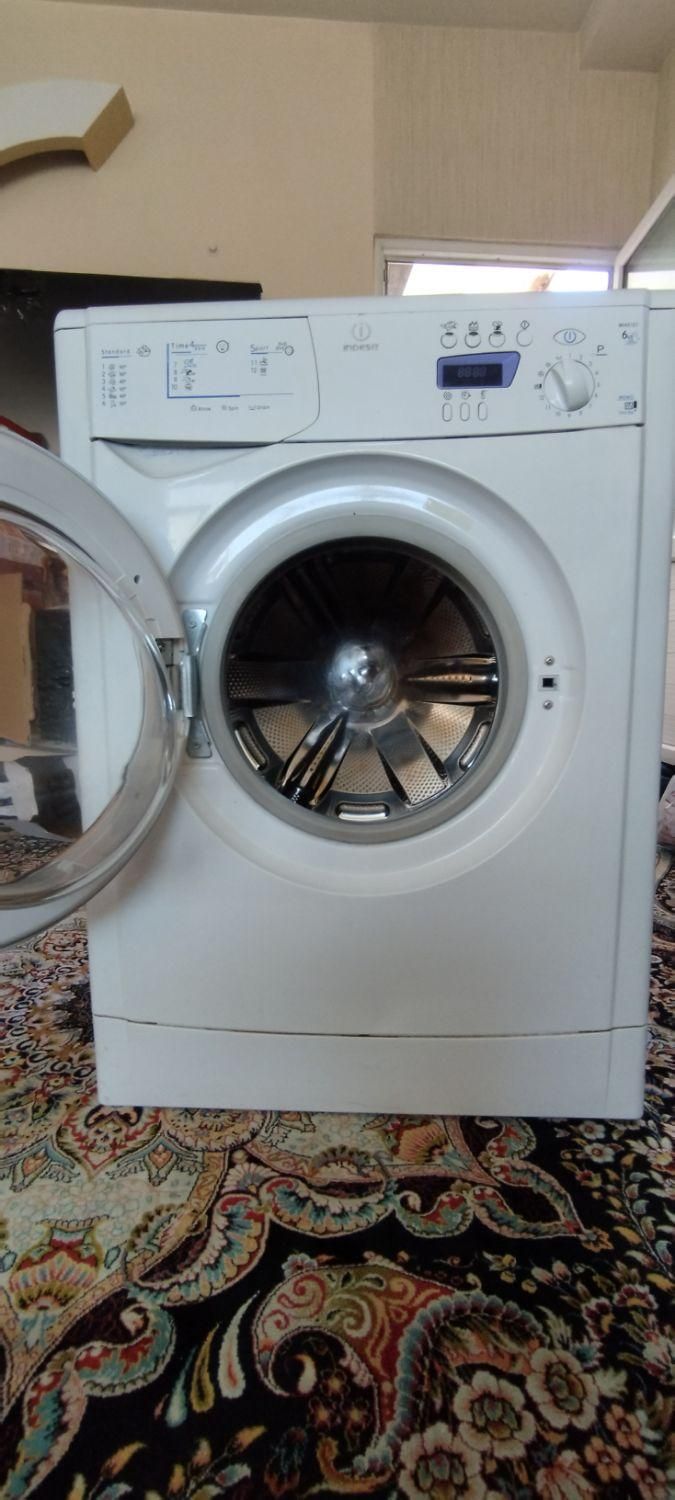 ماشین لباسشویی ایندزیت - Indesit|ماشین لباسشویی و خشک‌کن لباس|قم, انسجام|دیوار