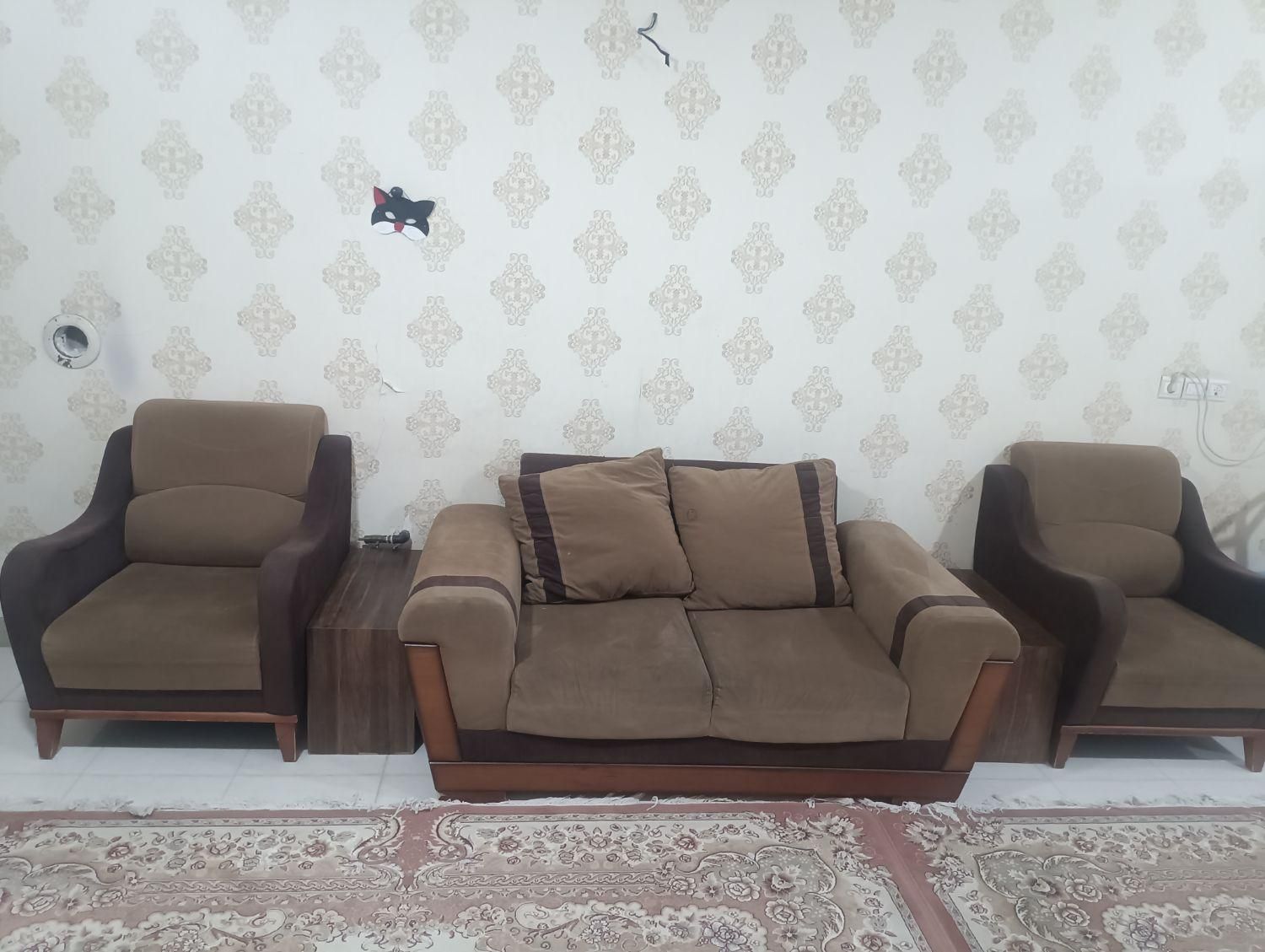 فروش مبل هفت نفره|مبلمان خانگی و میز عسلی|کازرون, |دیوار