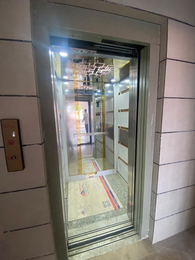 فروش اداری ۸۵ متری در آزادگان میدان فرهنگ|فروش دفتر کار، اتاق اداری، مطب|رشت, آزادگان|دیوار