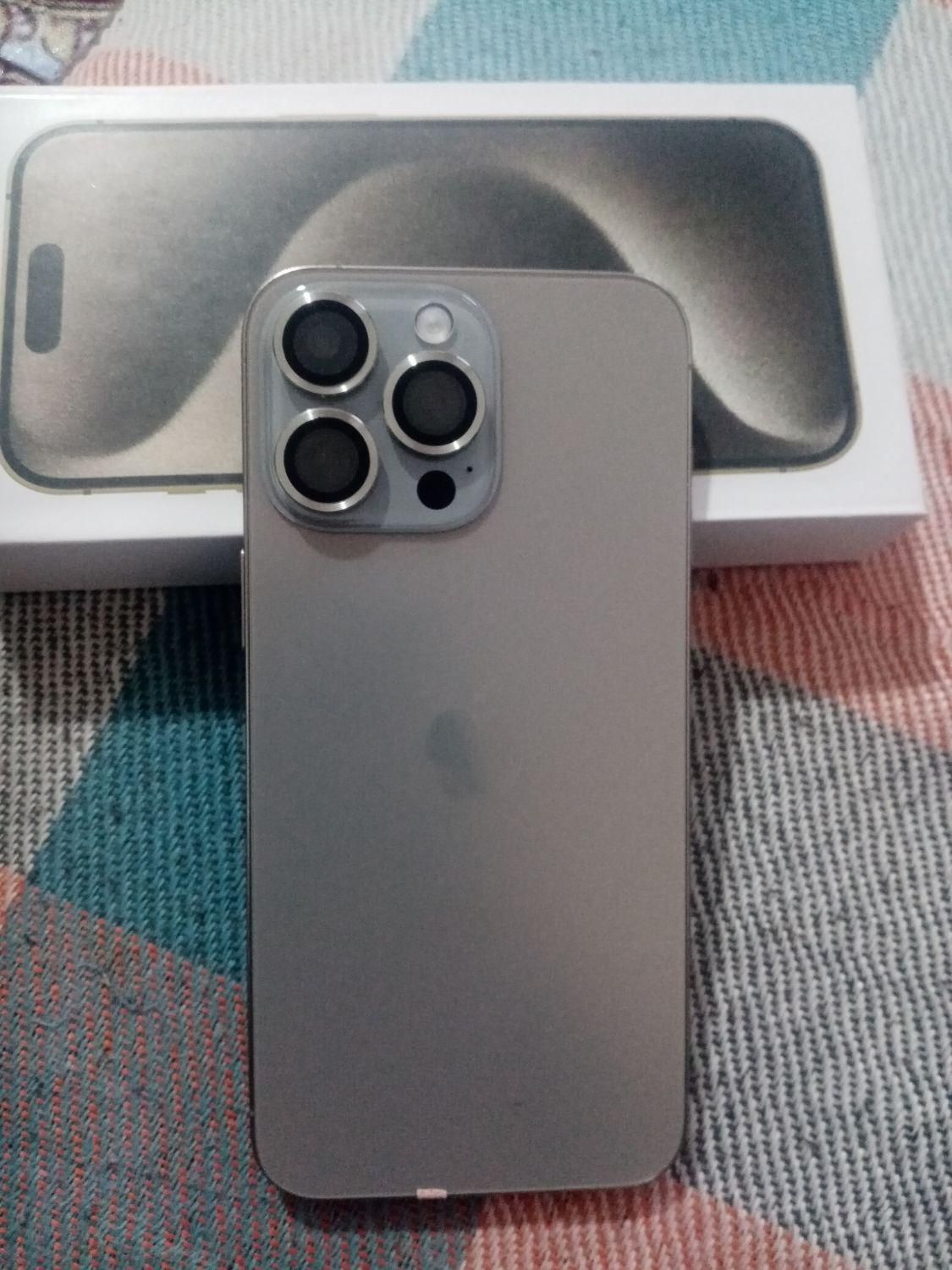 اپل iPhone 15 Pro Max با حافظهٔ ۵۱۲ گیگابایت|موبایل|شیراز, نصرآباد|دیوار