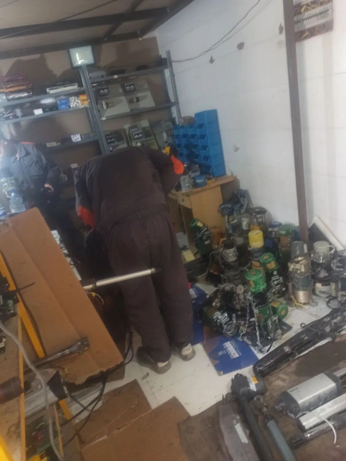 فروش قطعات درب برقی .کرکره برقی جک بازویی.|خدمات پیشه و مهارت|شیراز, تحویلی|دیوار