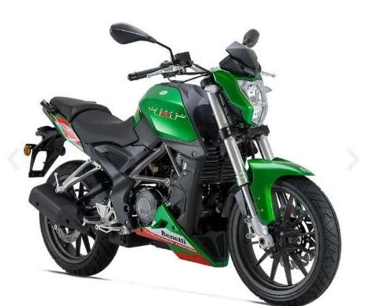 بنلی 250 استسنایی، معاوضه با ماشین|موتورسیکلت|یزد, |دیوار