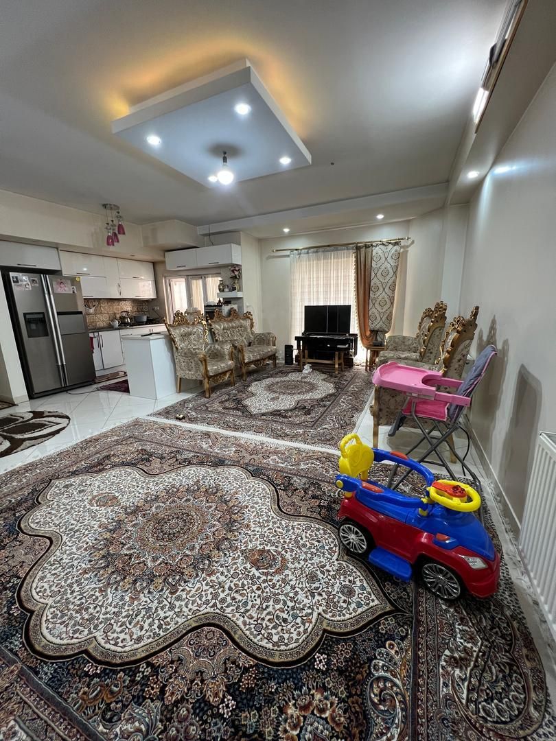 آپارتمان۸۸متر/۲خواب/پارکینگ/آسانسور/تکواحد|فروش آپارتمان|تهران, شهید آوینی|دیوار