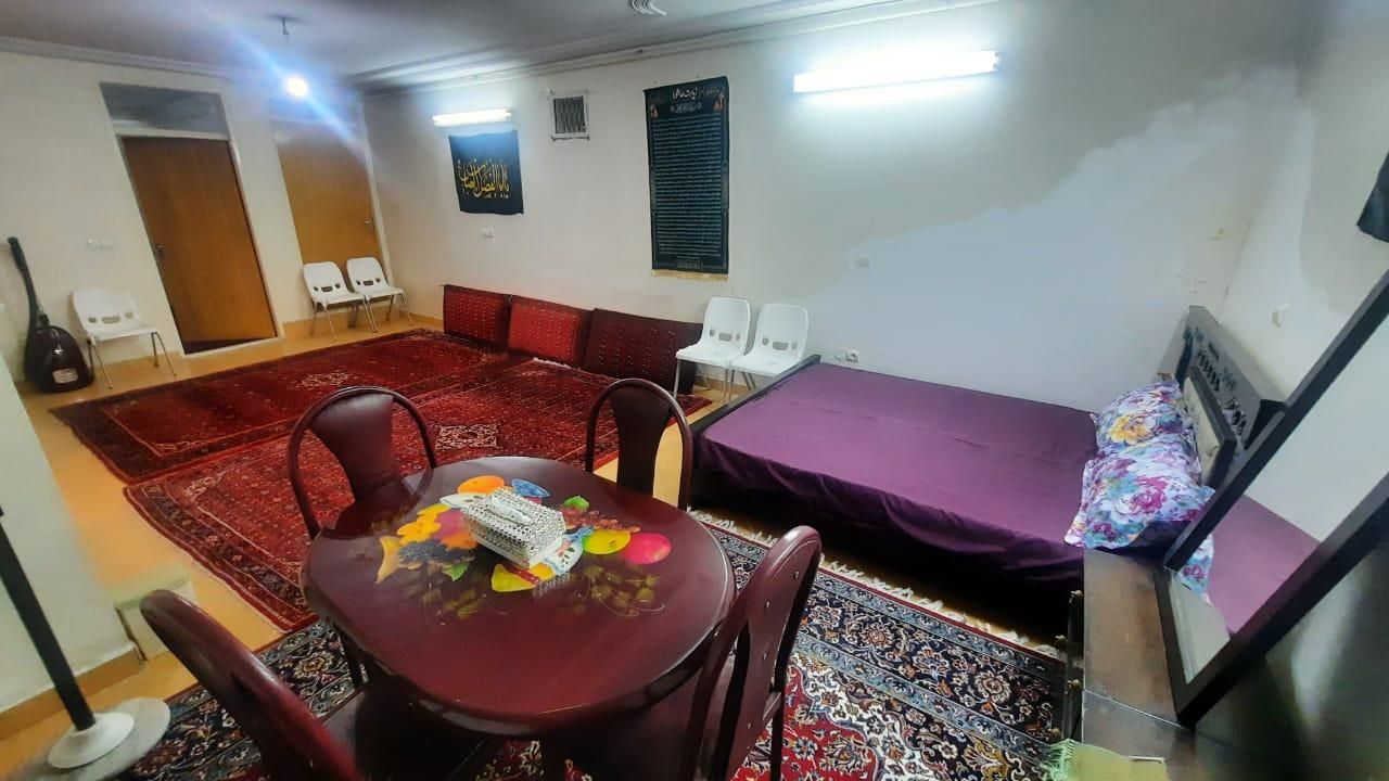 اجاره روزانه خانه ۷۰ متری|اجارهٔ کوتاه‌مدت آپارتمان و سوئیت|ساوه, |دیوار