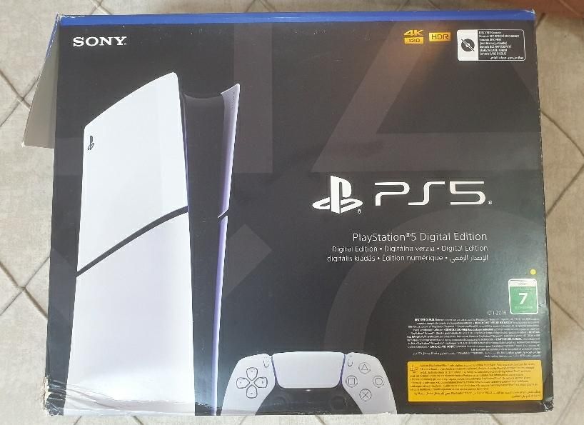 PS5 Slim اروپا به علاوه پلاس۱ساله|کنسول، بازی ویدئویی و آنلاین|اصفهان, خانه اصفهان|دیوار