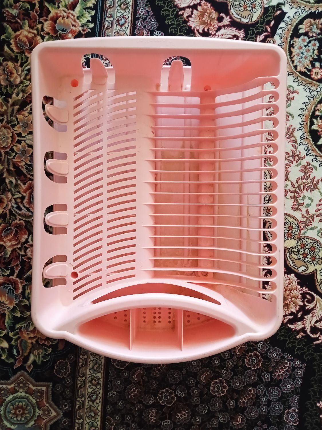 آبچکان وجای ظرفی|آب‌چکان و نظم‌دهنده ظروف|بیرجند, |دیوار