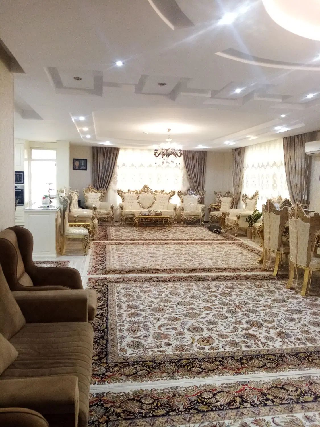 آپارتمان2نبش/200متر/سندشش دانگ/موسوی قوچانی 11|فروش آپارتمان|مشهد, خاتم الانبیا|دیوار