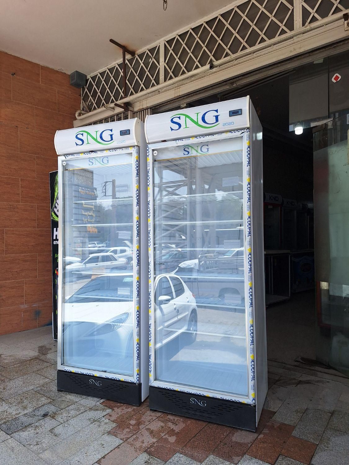 دو عدد فریزر ۷۰ sng سه ماه کارکرده|فروشگاه و مغازه|اصفهان, فردوان|دیوار