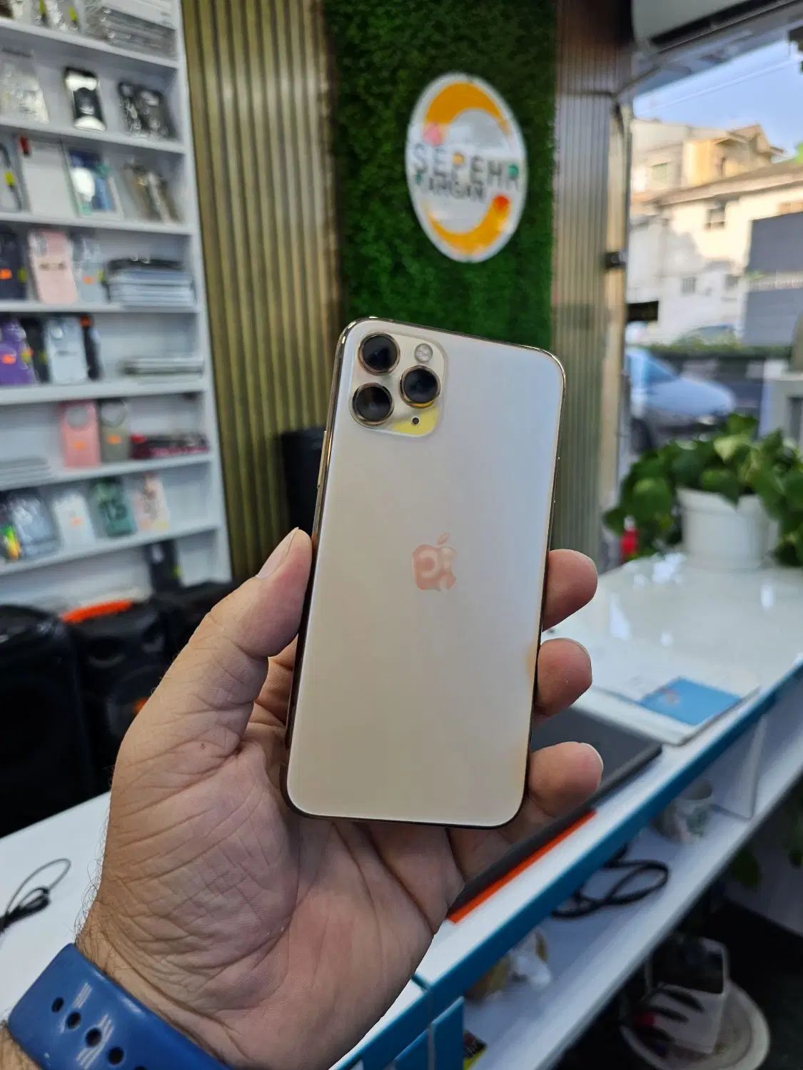 iphone 11 pro آیفون ۱۱ پرو|موبایل|رشت, حاجی آباد|دیوار