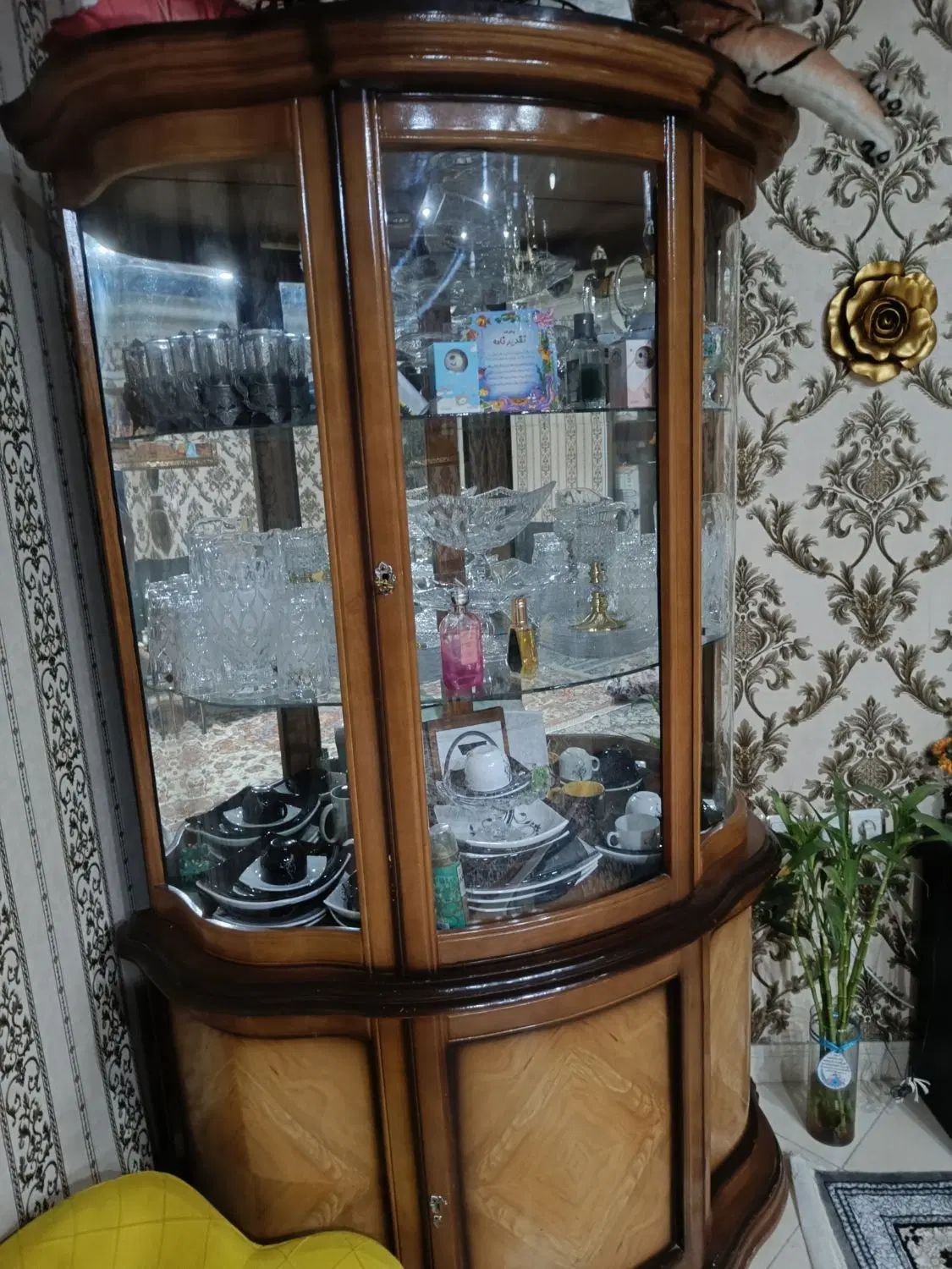 وضعیت سالم بدونه شکستگی|بوفه، ویترین، کنسول|تهران, خانی‌آباد|دیوار