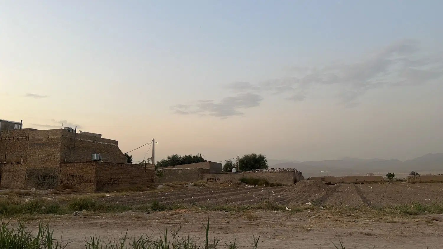 ۲۲۰ متر زمین حسین آباد ، تخفیف + تخفیف|فروش زمین و ملک کلنگی|کرج, آق تپه|دیوار