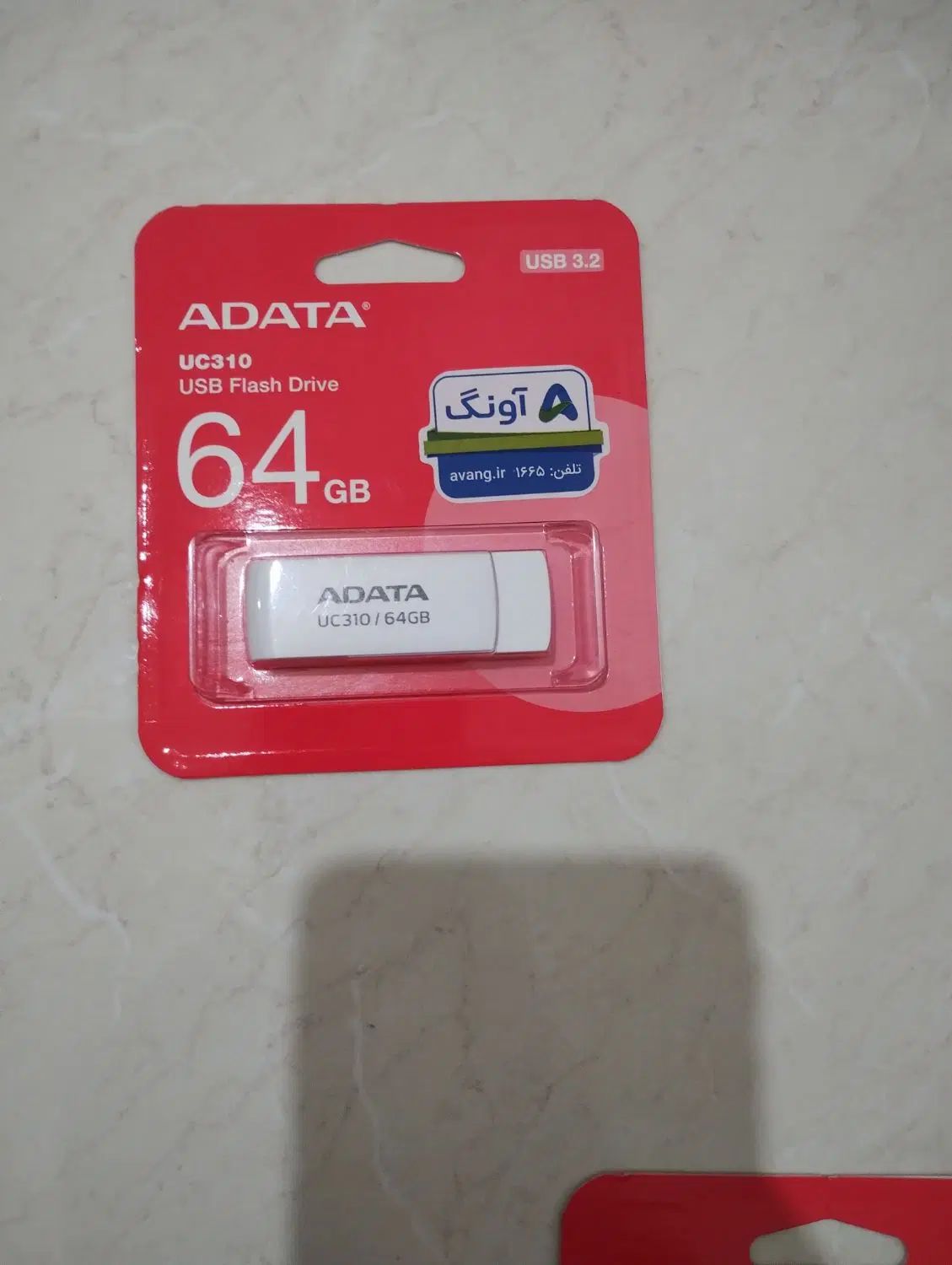 usb فلش های ۶۴ گیگ برند ADATA پلمپ با گارانتی آونگ|قطعات و لوازم جانبی رایانه|تهران, مقدم|دیوار