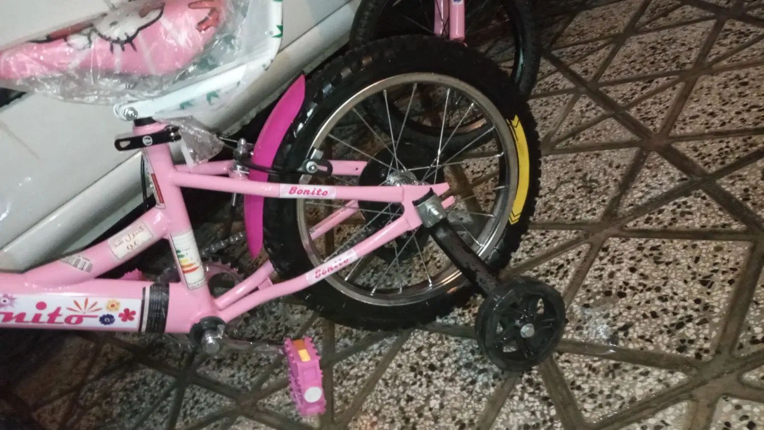 دوچرخه سایز۱۶صورتی دخترانه برای ۴تا۹سال|دوچرخه، اسکیت، اسکوتر|گنبد کاووس, |دیوار