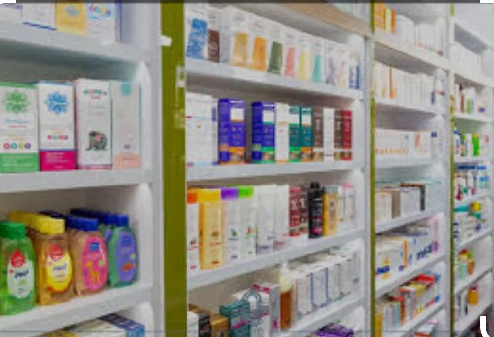 ۹۳ متر داروخانه در ساختمان پزشکان برند منطقه|اجارهٔ دفتر کار، اتاق اداری، مطب|تهران, تولید دارو|دیوار