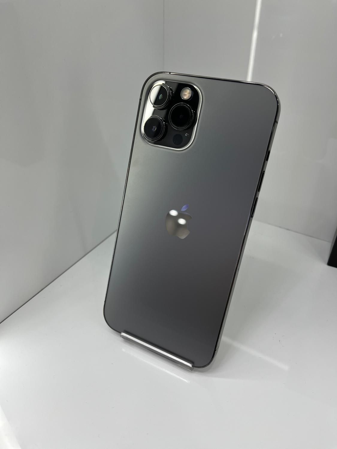 اپل iPhone 12 Pro Max با حافظهٔ ۱۲۸ گیگابایت|موبایل|اصفهان, مفتح|دیوار